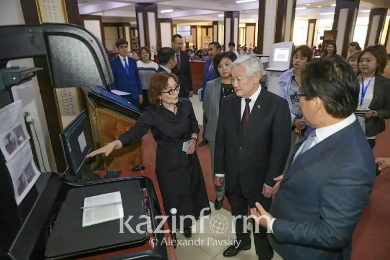 Бердибек Сапарбаев прибыл с рабочей поездкой в Алматы