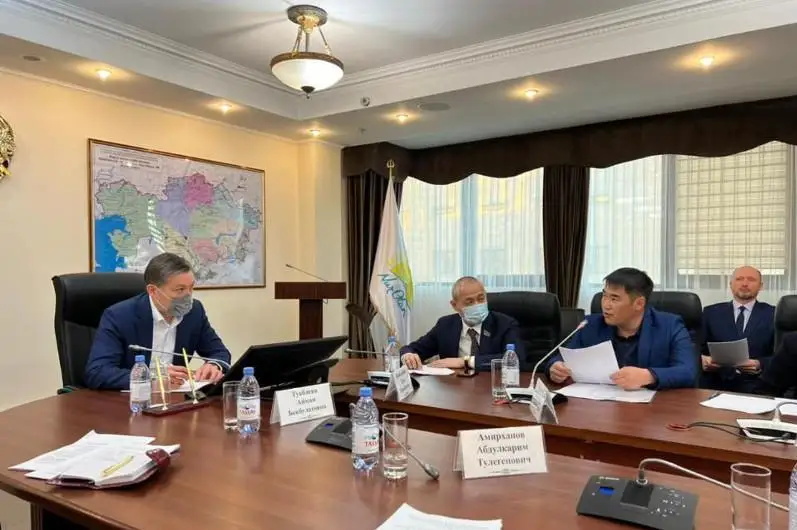 Балиқчилик муаммоларини ҳал қилишга эҳтиёткорлик билан ёндашиш керак – ҚР Экология вазири