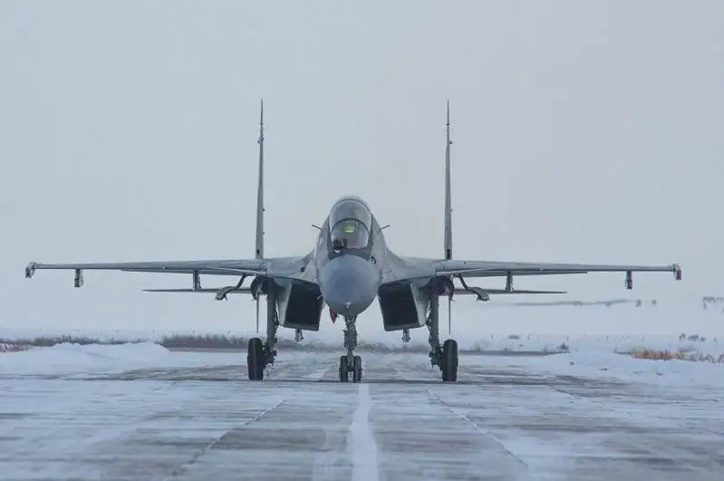 武装力量空军举行防空演练