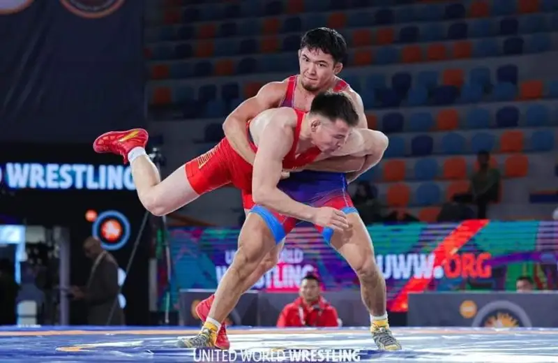 Мисрдаги мусобақанинг биринчи кунида Қозоғистон полвонлари 7 медални қўлга киритди