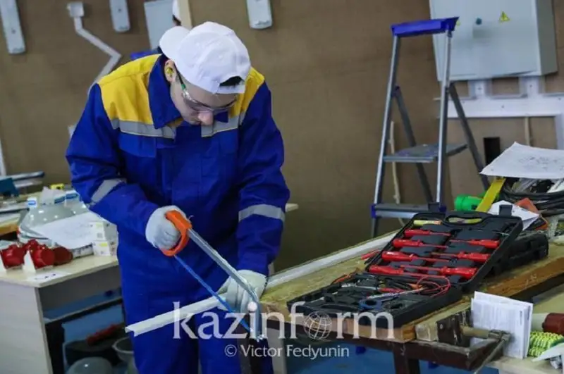 Талабалар коллеж устахонасида тайёрланган ҳунармандчилик маҳсулотларини сотишлари мумкин – ҚР Таълим-маориф вазирлиги