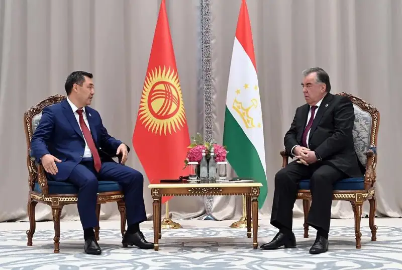 Президенты Кыргызстана и Таджикистана обсудили приграничный конфликт