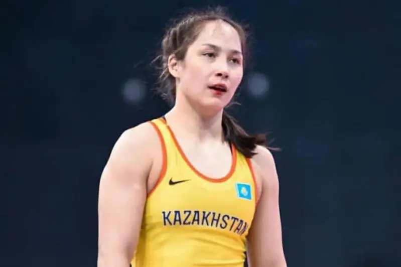 Мадина Бакбергенова вышла в финал чемпионата Азии по женской борьбе