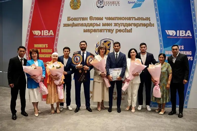 Жаҳон чемпионатида совринли ўринларни қўлга киритган қозоғистонлик боксчиларга 600 минг доллар берилди