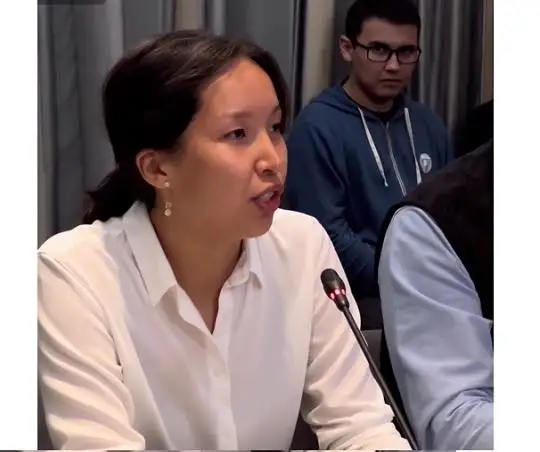 گۋگل قىزمەتكەرى اراي سابىرجان ق ر پرەزيدەنتىنە كومپانياداعى جۇمىسى تۋرالى ايتىپ بەردى