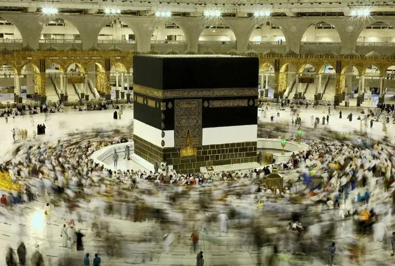 Исроиллик журналистнинг Маккадан олган репортажи шов-шувга сабаб бўлди