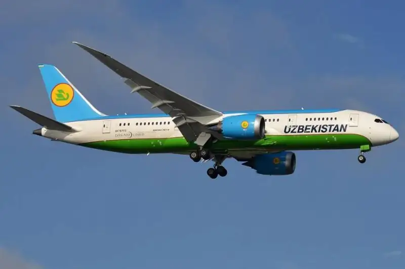 «Uzbekistan Airways» авиачипталарга 50 фоиз чегирма эълон қилди