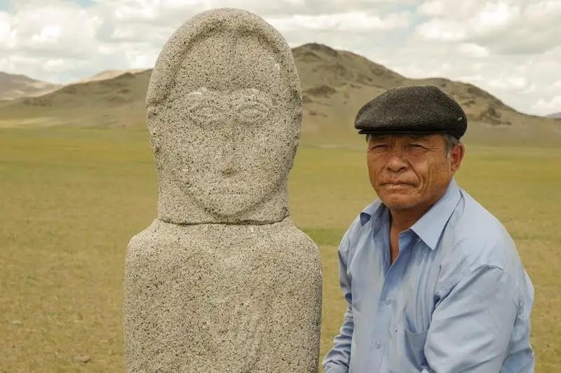 كىندىگىن تاسپەن كەسكەن تاس تاعدىرلى تۇلعا