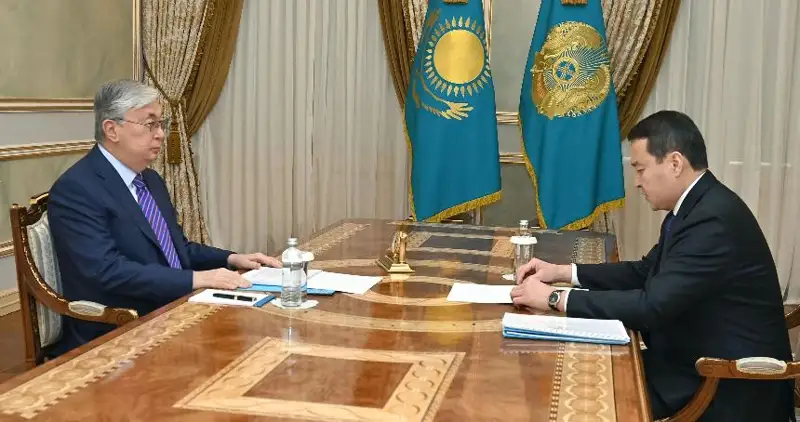 Об основных направлениях деятельности Правительства в 2023 году доложили Президенту РК
