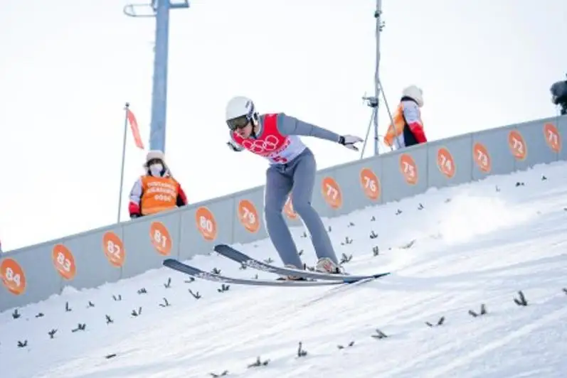 Казахстанский лыжник-двоеборец завершил выступление на Олимпиаде в Пекине