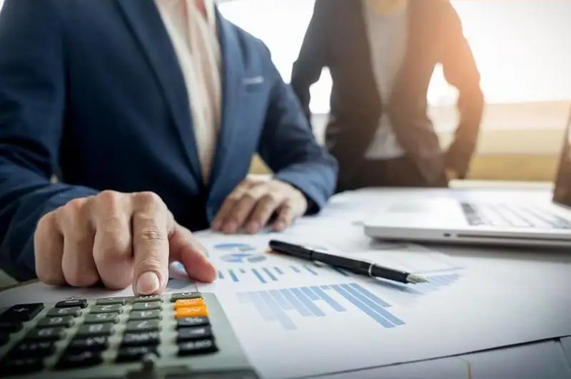 Қозоғистонда хусусий инвесторларга юридик шахсларнинг қарзларини сотиб олишга рухсат берилади