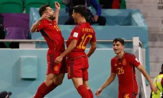 فۋتبولدان ءا چ: يسپانيا كوستا- ريكانى 7:0 ەسەبىمەن ويسىراتا جەڭدى