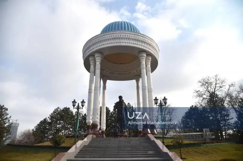 Алишер Навоий таваллудининг 581 йиллигига бағишланган тантанали тадбир бўлиб ўтди