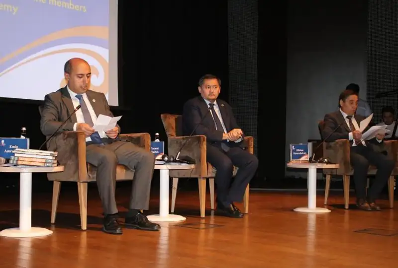 احمەت بايتۇرسىن ۇلىنىڭ 150 جىلدىعىنا وراي عىلىمي كونفەرەنسيا ءوتتى