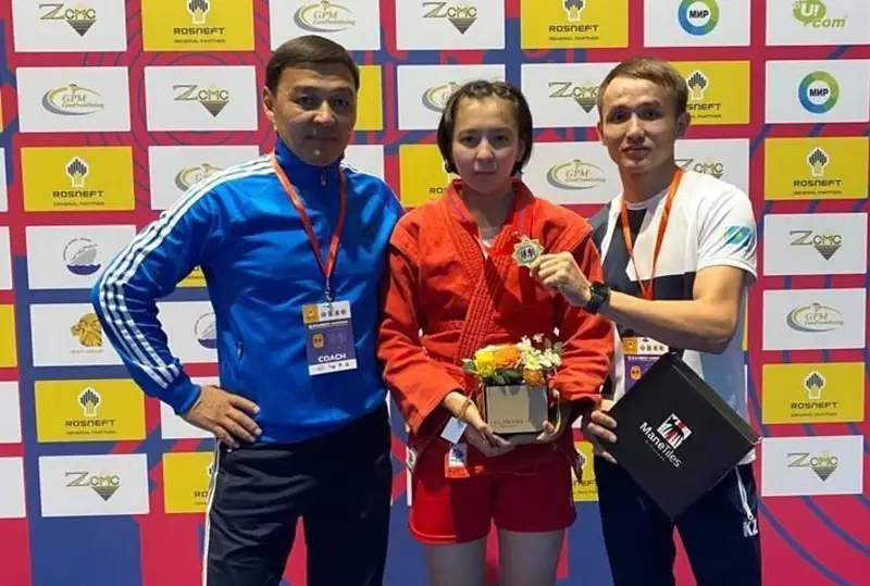 Қозоғистонлик самбочилар жаҳон чемпионатининг бронза медали соҳибларига айланди