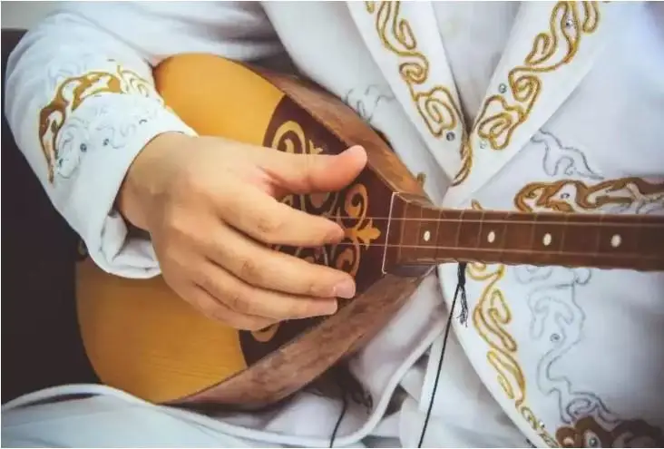 اسىل دومبىرا ءۇشىن ايتىستىڭ ىرىكتەۋ كەزەڭى اباي وبلىسىندا ءوتتى