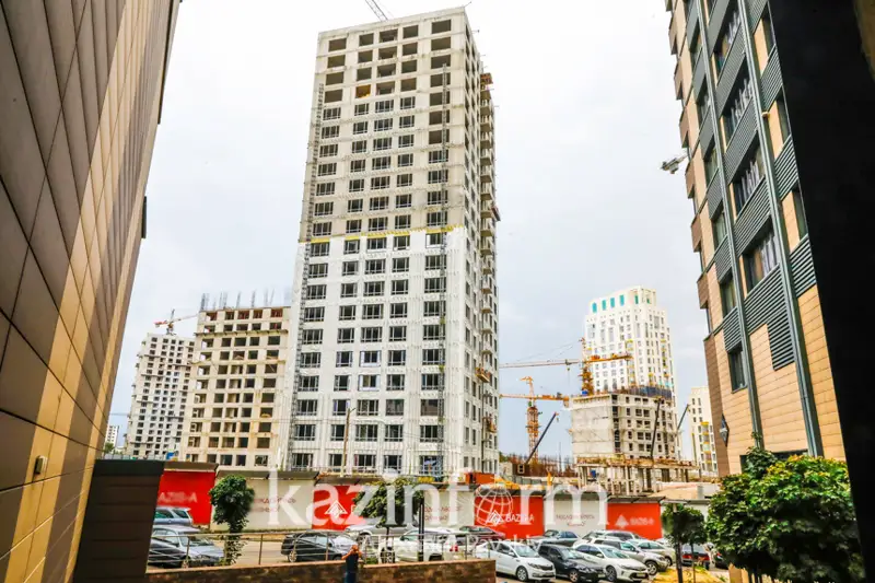 Ежегодно увеличивать объемы жилищного строительства  в Алматы на 10 % поручил Глава государства