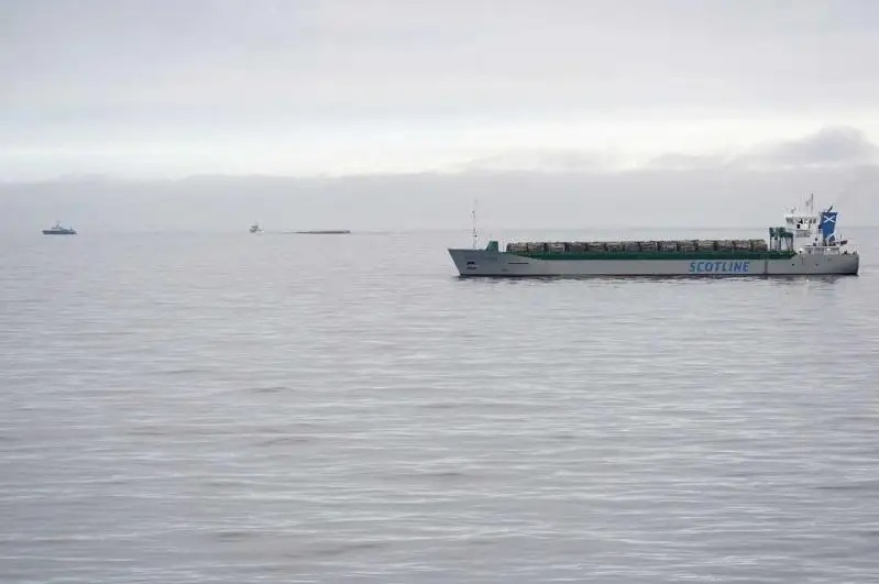 Швеция қирғоқларида иккита юк кемаси тўқнашиб кетди