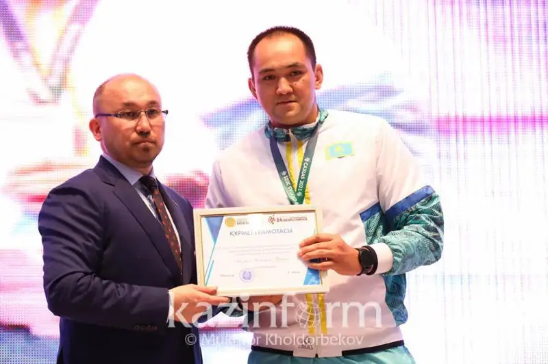 Сурдлимпиада ғолиблари 250 минг долларгача бўлган мукофот ва квартира билан тақдирланадилар