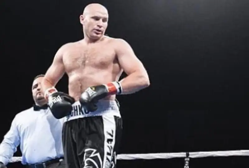 Иван Дичко аргентиналик боксчи билан жангда ғалаба қозонди