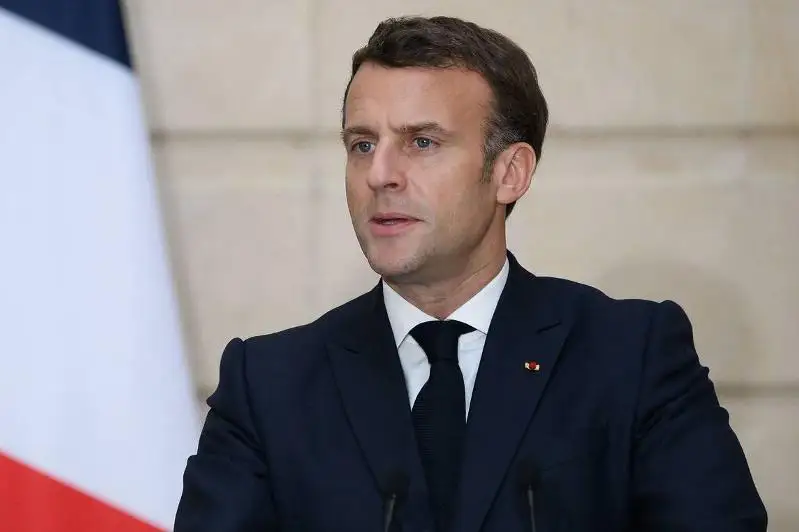 Франция Президенти Э.Макрон CОVID-19 кучайиши туфайли аҳолига мурожаат қилади