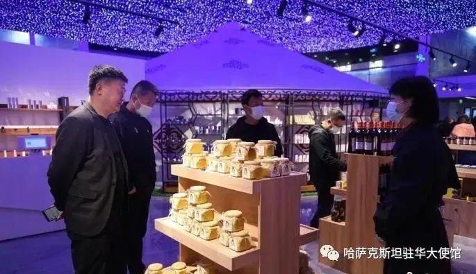 哈萨克斯坦馆亮相成都国际铁路港