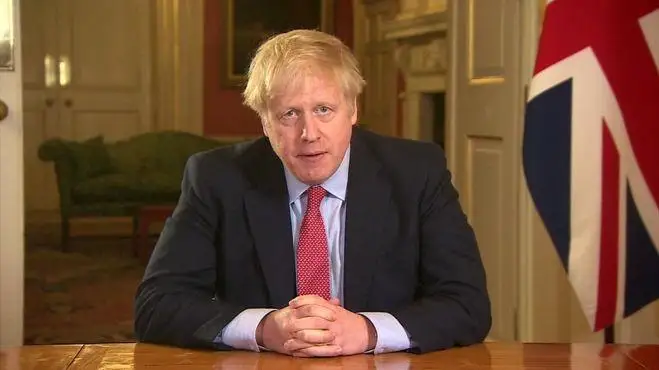 英国首相将呼吁居家办公并限制酒吧等场所营业