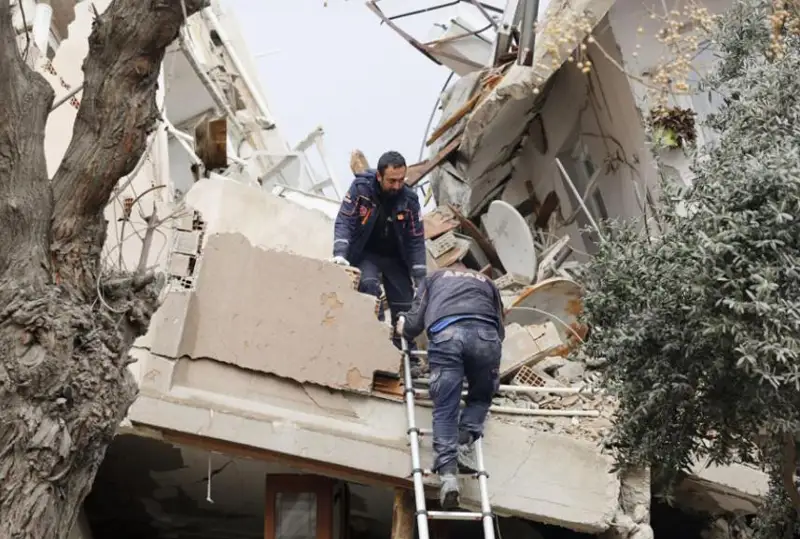 Япония Туркия ва Сурияга 27 миллион доллар ёрдам беради