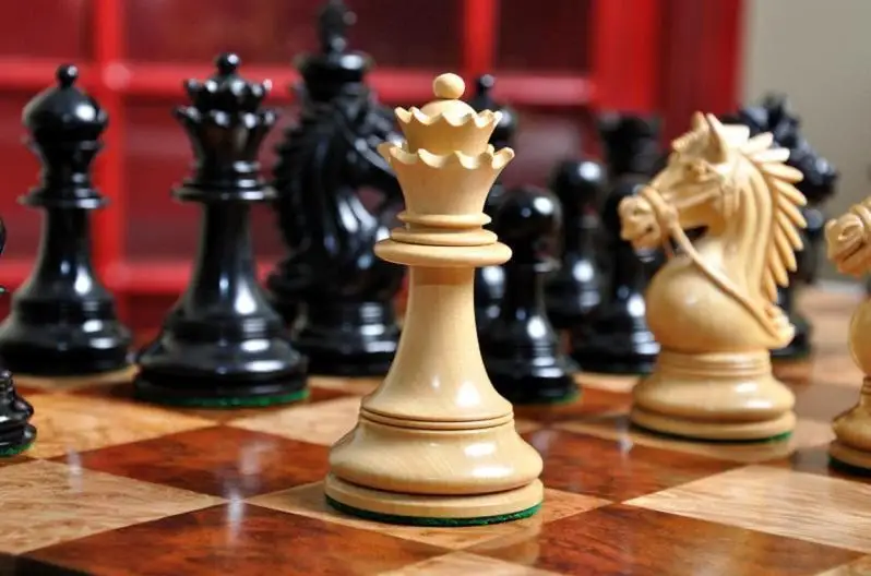 将在来自四个国家和城市的青少年之间举行国际象棋比赛