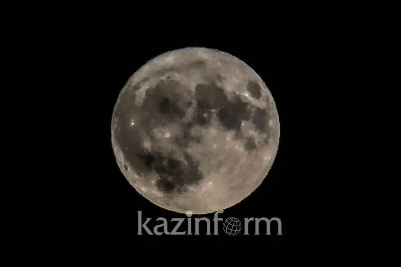 قازاقستاندىقتار ايدىڭ ەرەكشە قۇبىلىسىن كورە الدى - فوتو