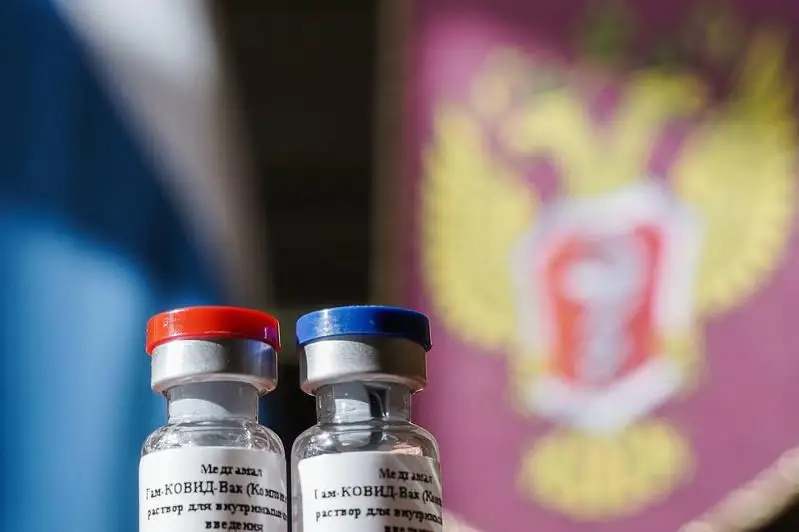 美国首席传染病专家对俄罗斯冠状病毒疫苗的安全性表示怀疑