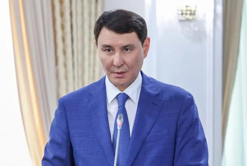Qarjy mınıstrliginde jemqorlyq nege kóp tirkelgen - Jamaýbaev jaýap berdi
