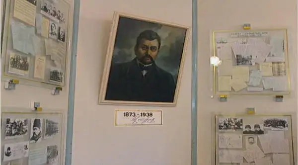 احمەت بايتۇرسىن ۇلى تۋرالى قالام تەربەگەن جازۋشىلار نە جازدى؟