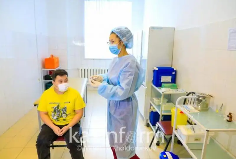 Қозоғистонда қанча одам коронавирусга қарши «Pfizer» вакцинасини олди