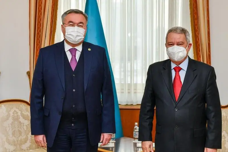 外交部长会见任期结束即将回国的古巴大使