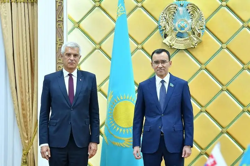 ҚР Сенати Раиси Словакия Ташқи ва Европа ишлари вазири билан учрашди