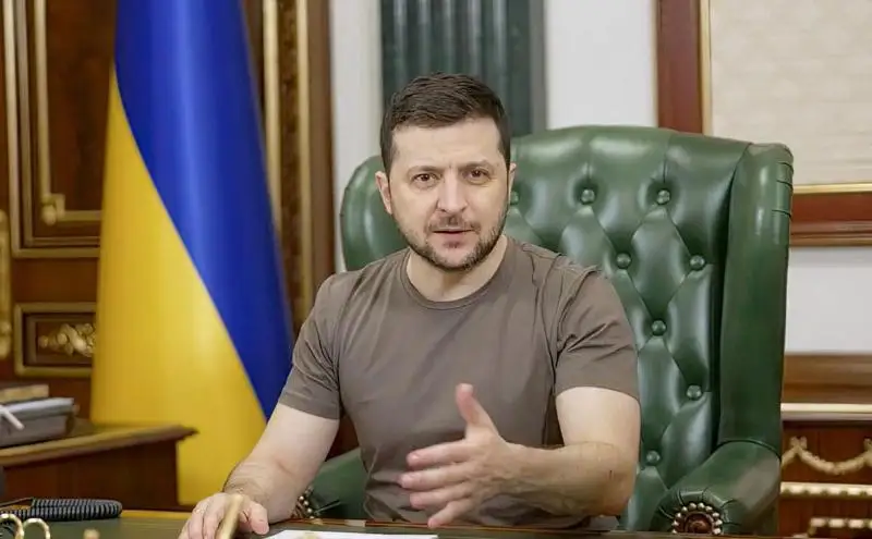 زەلەنسكيدى نوبەل سىيلىعىنا ۇسىنىپ جاتىر
