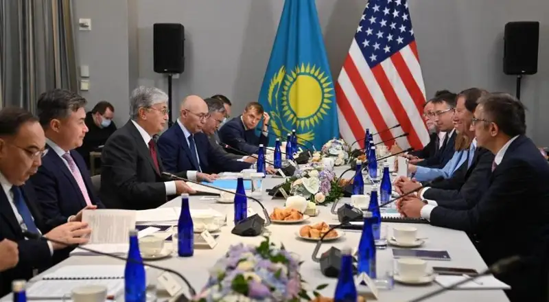 Қозоғистон америкалик ишбилармонларини сармоявий лойиҳаларни амалга оширишда қўллаб-қувватлашга тайёр – Тоқаев