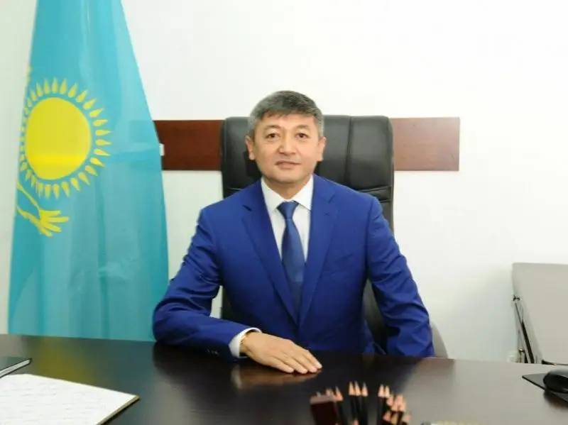 Акан Абдуалиев освобожден от должности председателя Комитета культуры