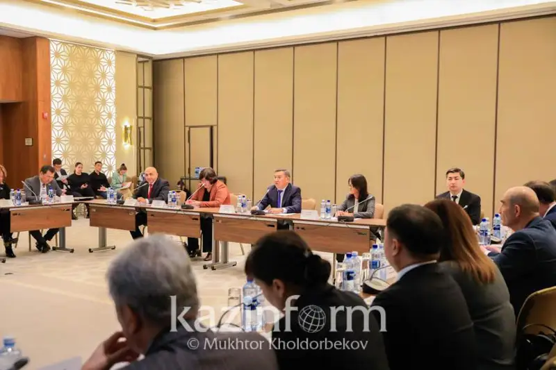 Хорижга бола олиб чиқаётган фуқаролар қаттиқ назоратга олинади – ҚР ИИВ