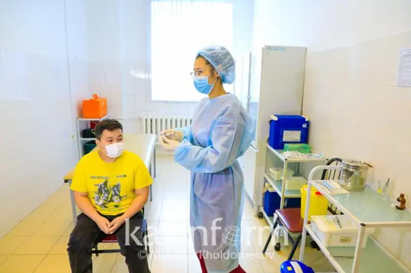 Более 1 млн 107 тыс. казахстанцев полностью привились вакциной Pfizer