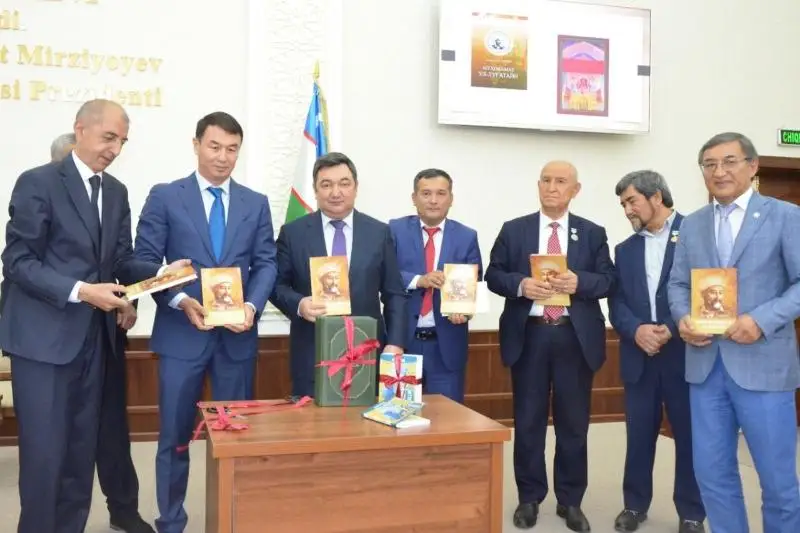Туркий академия Тошкентда Алишер Навоий ижодини тақдим этди