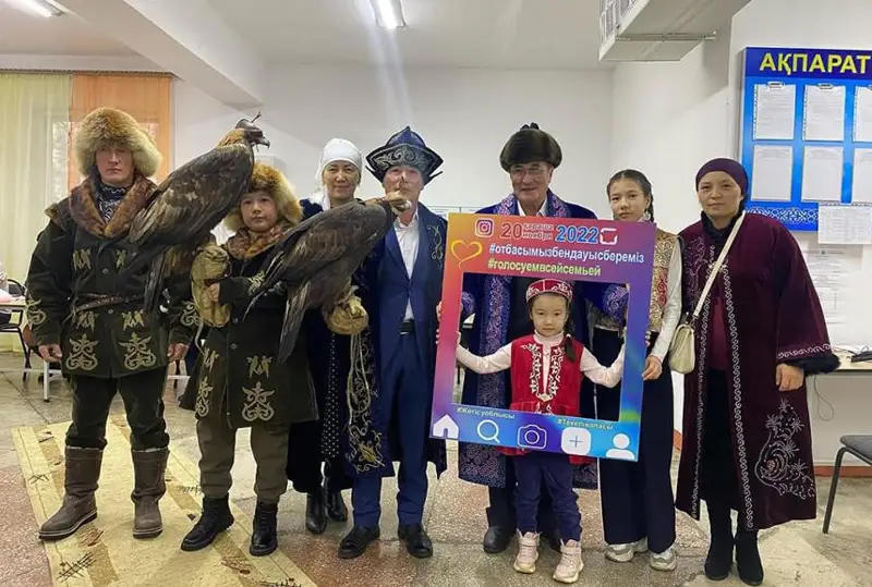Семья беркутчи из Текели приняла участие в голосовании