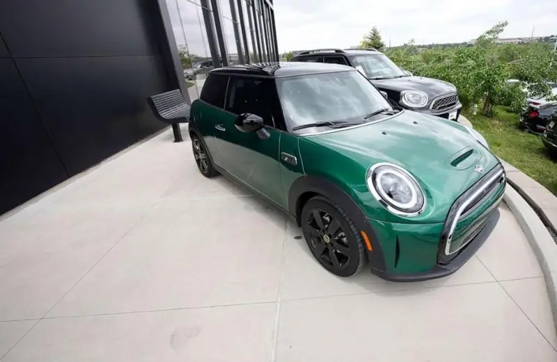 АҚШда янги автомобиллар 19 фоизга қимматлашди