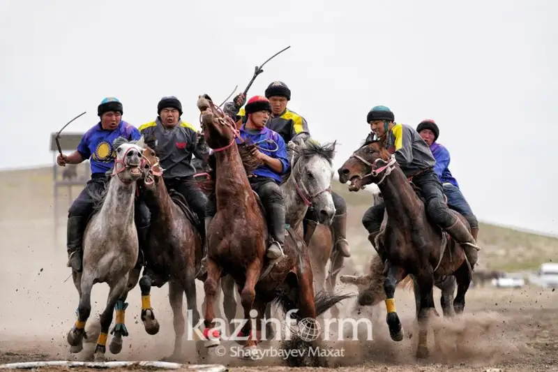 قازاقستاندا تۇڭعىش رەسپۋبليكالىق ات مارافون-بايگەسى وتەدى