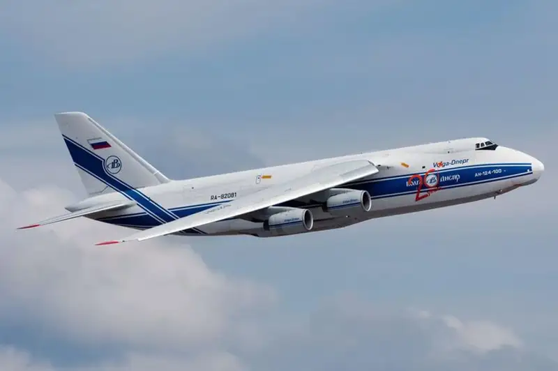 Елорда әуежайында VOLGA DNEPR AIRLINES компаниясының ұшағы тоқтатылды