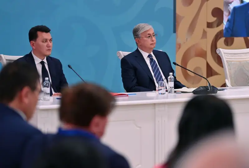 Túrli kózqaras, birtutas ult qaǵıdatyn berik ustanýymyz qajet - Prezıdent