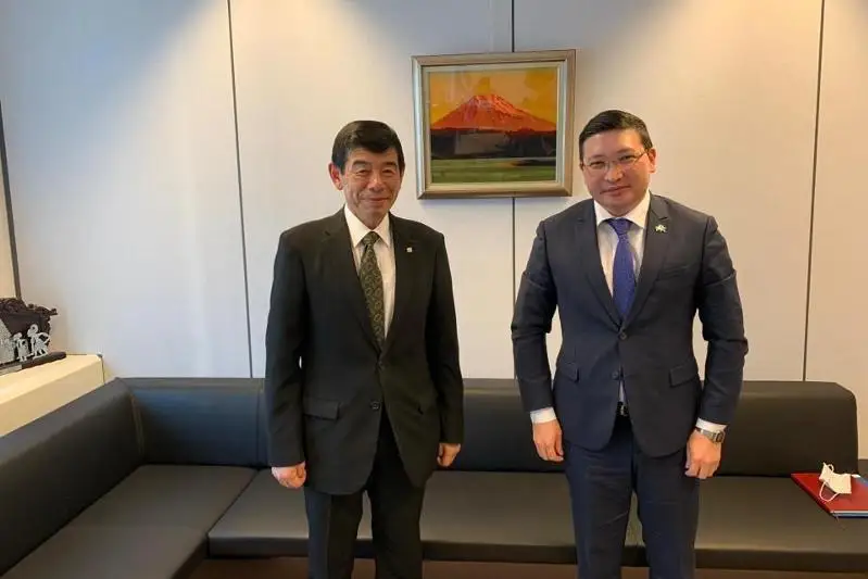哈萨克斯坦大使会见世界海关组织秘书长