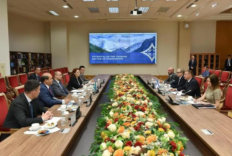 Казахстан и Израиль рассматривают вопрос запуска прямого авиасообщения