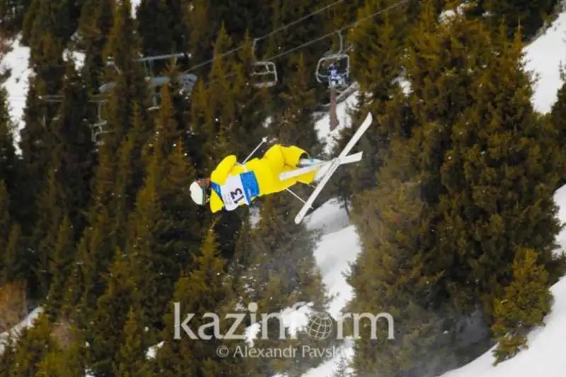 Қозоғистонлик спортчи фристайл-могул бўйича Жаҳон кубоги саралаш босқичида биринчи бўлди